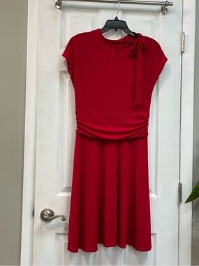 Folter Deep Crimson Red 
Tie-Neck Dress XL